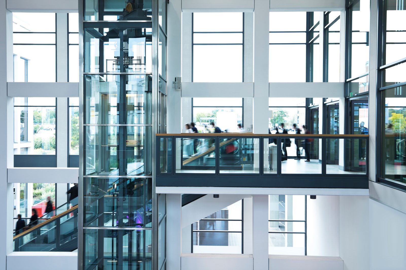 Commercial elevator